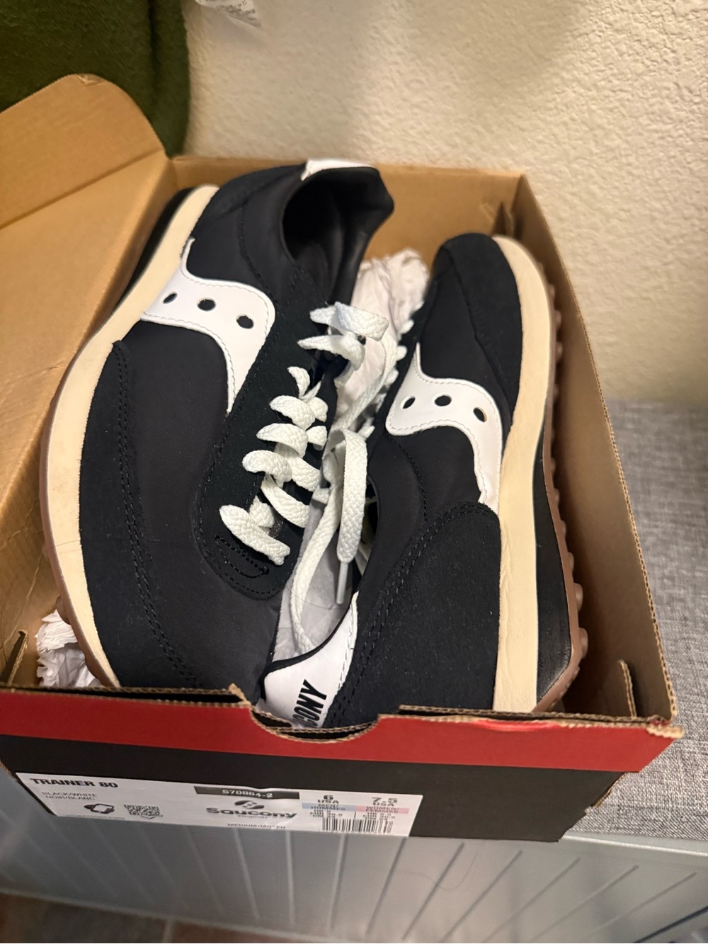 Saucony Trainer 80 Black and White Trainer Trainer Shoe